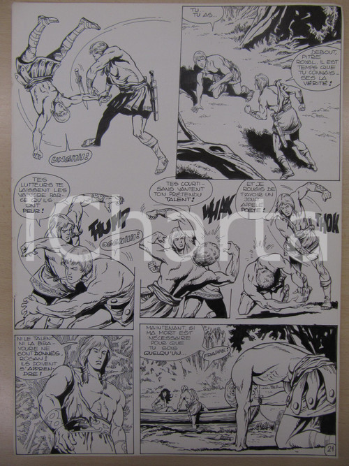 1976 BD FANTASY FRANCE La saga de KABUR N° 6 tav.21 Original BERNASCONI LUBE 1976 FANTASY FRANCESE LA SAGA DE KABUR episodio n° 6 - LE DIEU-DEMON Tavola 21 Tavola originale di LUBE cm 35 x 45 Pregevole tavola originale e autografa, realizzata a china su carta, del grande disegnatore Luciano Bernasconi (LUBE), per il noto fumetto fantasy eroico francese 'La saga de Kabur', su testo di Claude J. Legrand e pubblicato dalle Edizioni Lug. Il fumetto narra le avventure del principe Kabur d'Ultima Thulé, esiliato dal suo regno e condannato a errare con la fedele compagna Lagrid. Si tratta del sesto episodio, scritto e disegnato da LUBE, ma accantonato e mai pubblicato a causa della fine della serie; uscì solo in Special-Zembla n° 157, nel 2000. In mediocri condizioni (lievissime piegature agli angoli e strappi al margine sinistro). Tavola d'epoca, originale, autentica. NOTA BIOGRAFICA Luciano Bernasconi (alias Lube, Saint Germain) nasce a Roma nel 1939. Dal 1959 al 1964 prepara i disegni a matita per Carlo Cedroni, disegnatore dell'agenzia romana Barbato/Mancini che si occupa della produzione di fumetti per 1'editrice Lug di Lione. Nello stesso periodo ha anche saltuarie collaborazioni, sempre per le matite, con Alberto Giolitti, Ruggero Giovannini, Gino Guida, Nevio Zeccara e Annibale Casabianca. Nel 1966 inizia la collaborazione con le Edizioni Europer di Roma, disegnando serie di guerra per la testata ATTAK. Nel 1967 lega il suo nome alla serie PAPPAGONE, ideata e sceneggiata da Luigi De Filippo e la serie successiva CICCIO E FRANCO. Per la stessa casa editrice, la Gallo Rosso di Roma, disegna alcuni fascicoli della Donna Invisibile più varie illustrazioni. Nel 1968 disegna tre albi dell'Intrepido per 1'Editrice Universo. Nel 1969 inizia la collaborazione, tramite l'agenzia Martini/Maffi di Milano con le Editions Lug, realizzando le serie WAMPUS e BOB LANCE. Dal 1970 ha inizio la collaborazione diretta con 1'editrice francese, collaborazione che durerà fino alla chiusura della stessa. Per la Francia, realizza vari personaggi L'AUTRE, KABUR, WAKI, LE GLADIATEUR DE BRONZE, BOB FLAY, L'AMI BARRY, JEFF SULLIVAN, BILLY BOYD, PHENIX, KIT KAPPA, BABY BANG (alcuni episodi), STARLOK, IL GRANDE BLEK (2 episodi) più alcune storie singole. Nel 1978 inizia a lavorare con il Giornalino della San Paolo Editrice per cui esegue storie brevi che spaziano dal costume alla fantascienza. Nel 1979 ha inizio anche la collaborazione con la Edifumetto di Milano, per la quale realizza storie di genere erotico/porno, collaborazione che dura sino alla chiusura della casa editrice creata da Renzo Barbieri. Nel 1983 è invitato a partecipare al fumetto dell'estate Welcome to Rome, su sceneggiatura di Dal Prà, da un'idea dell'assessore Nicolini. Fa parte dei 40 disegnatori che si alternano alla realizzazione della storia, pubblicata a puntate sul quotidiano Il Messaggero. Dal 1989 collabora con la Blue Press di Roma, sempre nel genere erotico/porno ed esegue anche due racconti per la testata Splatter. Nel dicembre del 1990 disegna il numero di Natale di BLACK JACK per la Edifumetto. Nel 1991 disegna le matite del quarto episodio di Gordon Linch, con inchiostri di Della Monica. Dello stesso anno è anche una storia breve per 1'Intrepido. Nel 1993 esegue varie storie tra cui un'avventura di Sherlock Holmes (inedita) per la rivista Crimen. Tra il 1994 e il 1995 collabora con 1'editrice Fenix di Roma, disegnando varie storie, tra cui la versione a fumetti del romanzo erotico GAMIANI. Nell'estate del 1995 riprende la collaborazione con L'Intrepido, disegnando due storie Western di Dal Prà e alcuni episodi della serie I CUSTODI.Comparso sulla Enciclopedia del Fumetto di Graziano Origa nel 1977, appare anche su Foto di famiglia di Gianni Bono su TEX n° 172 del 1975. Citazioni altresì su DIVA della Glittering Images di Firenze e pubblicazioni francesi tra cui: Le Collectionneur de Bandes Dessinees. originale e autentica 1 1976 BD FANTASY FRANCE La saga de KABUR N° 6 tav.21 Original BERNASCONI LUBE 1976 FANTASY FRANCESE LA SAGA DE KABUR episodio n° 6 - LE DIEU-DEMON Tavola 21 Tavola originale di LUBE cm 35 x 45 Pregevole tavola originale e autografa, realizzata a china su carta, del grande disegnatore Luciano Bernasconi (LUBE), per il noto fumetto fantasy eroico francese 'La saga de Kabur', su testo di Claude J. Legrand e pubblicato dalle Edizioni Lug. Il fumetto narra le avventure del principe Kabur d'Ultima Thulé, esiliato dal suo regno e condannato a errare con la fedele compagna Lagrid. Si tratta del sesto episodio, scritto e disegnato da LUBE, ma accantonato e mai pubblicato a causa della fine della serie; uscì solo in Special-Zembla n° 157, nel 2000. In mediocri condizioni (lievissime piegature agli angoli e strappi al margine sinistro). Tavola d'epoca, originale, autentica. NOTA BIOGRAFICA Luciano Bernasconi (alias Lube, Saint Germain) nasce a Roma nel 1939. Dal 1959 al 1964 prepara i disegni a matita per Carlo Cedroni, disegnatore dell'agenzia romana Barbato/Mancini che si occupa della produzione di fumetti per 1'editrice Lug di Lione. Nello stesso periodo ha anche saltuarie collaborazioni, sempre per le matite, con Alberto Giolitti, Ruggero Giovannini, Gino Guida, Nevio Zeccara e Annibale Casabianca. Nel 1966 inizia la collaborazione con le Edizioni Europer di Roma, disegnando serie di guerra per la testata ATTAK. Nel 1967 lega il suo nome alla serie PAPPAGONE, ideata e sceneggiata da Luigi De Filippo e la serie successiva CICCIO E FRANCO. Per la stessa casa editrice, la Gallo Rosso di Roma, disegna alcuni fascicoli della Donna Invisibile più varie illustrazioni. Nel 1968 disegna tre albi dell'Intrepido per 1'Editrice Universo. Nel 1969 inizia la collaborazione, tramite l'agenzia Martini/Maffi di Milano con le Editions Lug, realizzando le serie WAMPUS e BOB LANCE. Dal 1970 ha inizio la collaborazione diretta con 1'editrice francese, collaborazione che durerà fino alla chiusura della stessa. Per la Francia, realizza vari personaggi L'AUTRE, KABUR, WAKI, LE GLADIATEUR DE BRONZE, BOB FLAY, L'AMI BARRY, JEFF SULLIVAN, BILLY BOYD, PHENIX, KIT KAPPA, BABY BANG (alcuni episodi), STARLOK, IL GRANDE BLEK (2 episodi) più alcune storie singole. Nel 1978 inizia a lavorare con il Giornalino della San Paolo Editrice per cui esegue storie brevi che spaziano dal costume alla fantascienza. Nel 1979 ha inizio anche la collaborazione con la Edifumetto di Milano, per la quale realizza storie di genere erotico/porno, collaborazione che dura sino alla chiusura della casa editrice creata da Renzo Barbieri. Nel 1983 è invitato a partecipare al fumetto dell'estate Welcome to Rome, su sceneggiatura di Dal Prà, da un'idea dell'assessore Nicolini. Fa parte dei 40 disegnatori che si alternano alla realizzazione della storia, pubblicata a puntate sul quotidiano Il Messaggero. Dal 1989 collabora con la Blue Press di Roma, sempre nel genere erotico/porno ed esegue anche due racconti per la testata Splatter. Nel dicembre del 1990 disegna il numero di Natale di BLACK JACK per la Edifumetto. Nel 1991 disegna le matite del quarto episodio di Gordon Linch, con inchiostri di Della Monica. Dello stesso anno è anche una storia breve per 1'Intrepido. Nel 1993 esegue varie storie tra cui un'avventura di Sherlock Holmes (inedita) per la rivista Crimen. Tra il 1994 e il 1995 collabora con 1'editrice Fenix di Roma, disegnando varie storie, tra cui la versione a fumetti del romanzo erotico GAMIANI. Nell'estate del 1995 riprende la collaborazione con L'Intrepido, disegnando due storie Western di Dal Prà e alcuni episodi della serie I CUSTODI.Comparso sulla Enciclopedia del Fumetto di Graziano Origa nel 1977, appare anche su Foto di famiglia di Gianni Bono su TEX n° 172 del 1975. Citazioni altresì su DIVA della Glittering Images di Firenze e pubblicazioni francesi tra cui: Le Collectionneur de Bandes Dessinees. originale e autentica 1